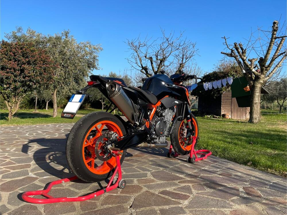 KTM 890 Duke R (2022 - 23) (4)