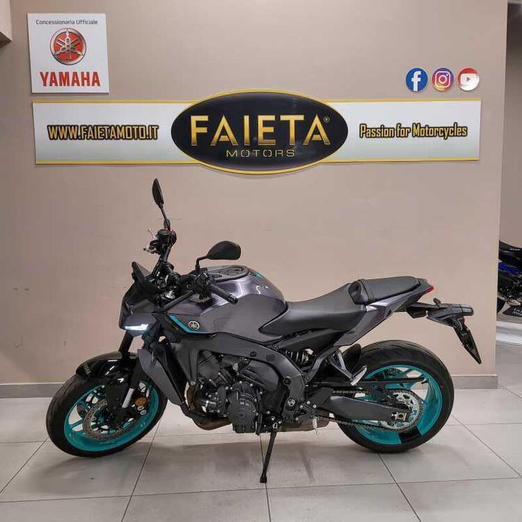 Yamaha MT-09 Y-AMT (2024 - 25)