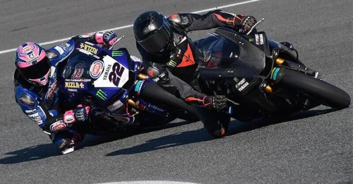 Quando Lewis Hamilton prov&ograve; la R1 SBK a Jerez