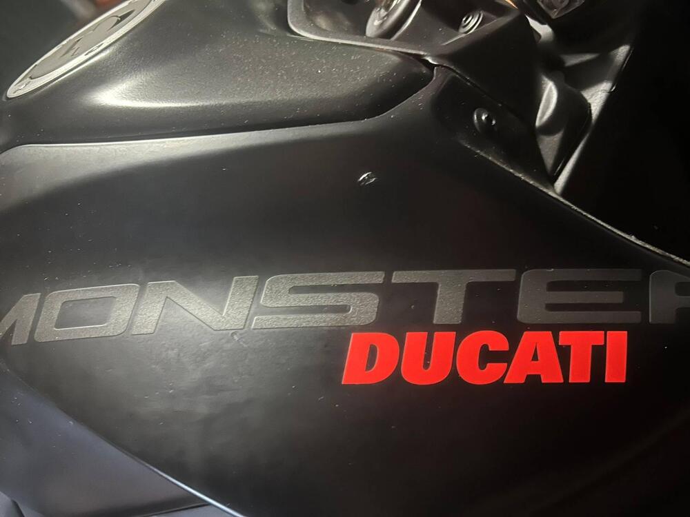 Ducati Monster 937 (2021 - 25) (2)