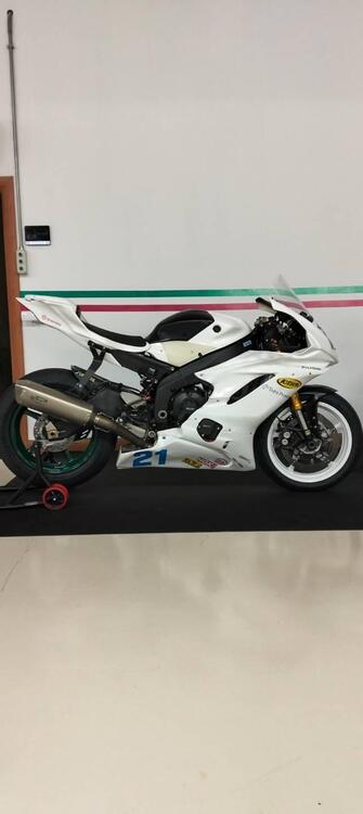 Yamaha YZF R6 Race (2022 - 25) (3)