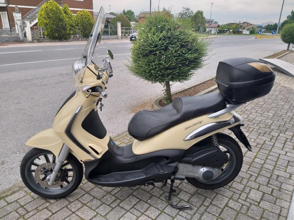 Piaggio Beverly 250 (3)