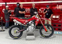 Ducati e Supercross: presentata la DesmoMX 450 ad Anaheim 1. Il design affidato a Troy Lee