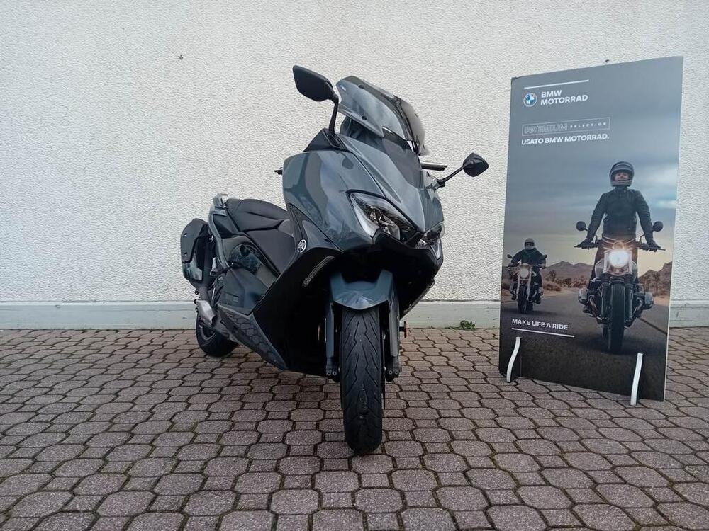 Yamaha T-Max 560 20° anniversario (2021) (2)