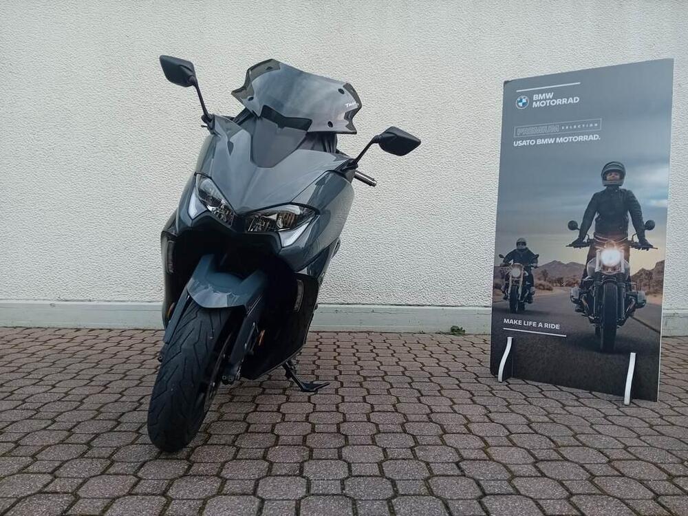 Yamaha T-Max 560 20° anniversario (2021) (5)