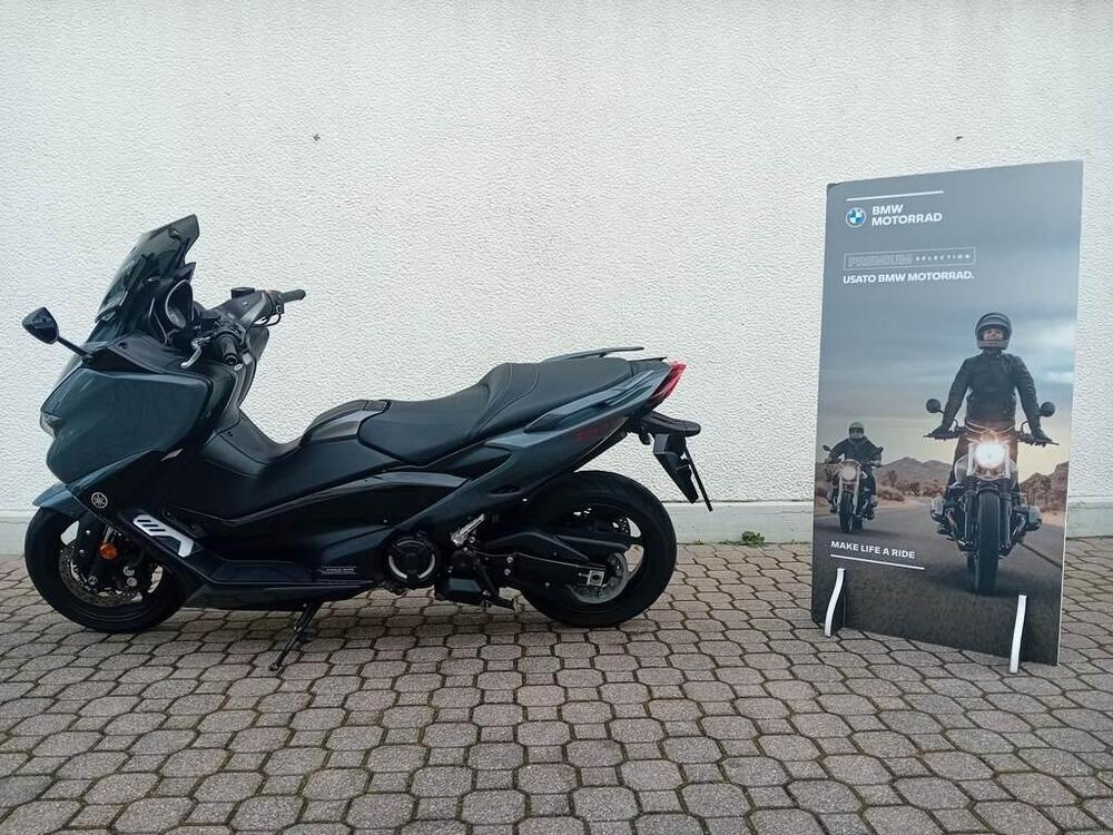 Yamaha T-Max 560 20° anniversario (2021) (3)