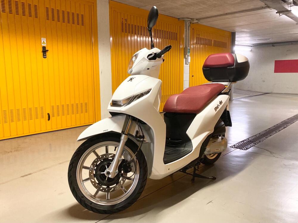 Peugeot Belville 125 Allure (2017 - 20) (2)