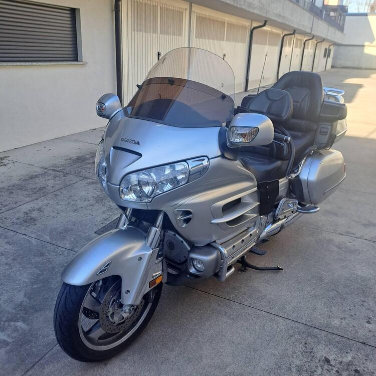 Honda GL 1800 Gold Wing (2007 - 11) (5)