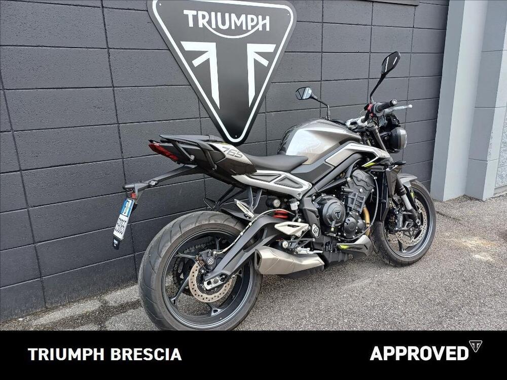 Triumph Street Triple 765 R (2023 - 25) (3)