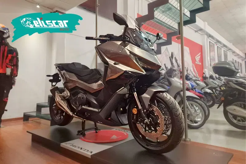Honda Forza 750 (2025 - 26) (2)