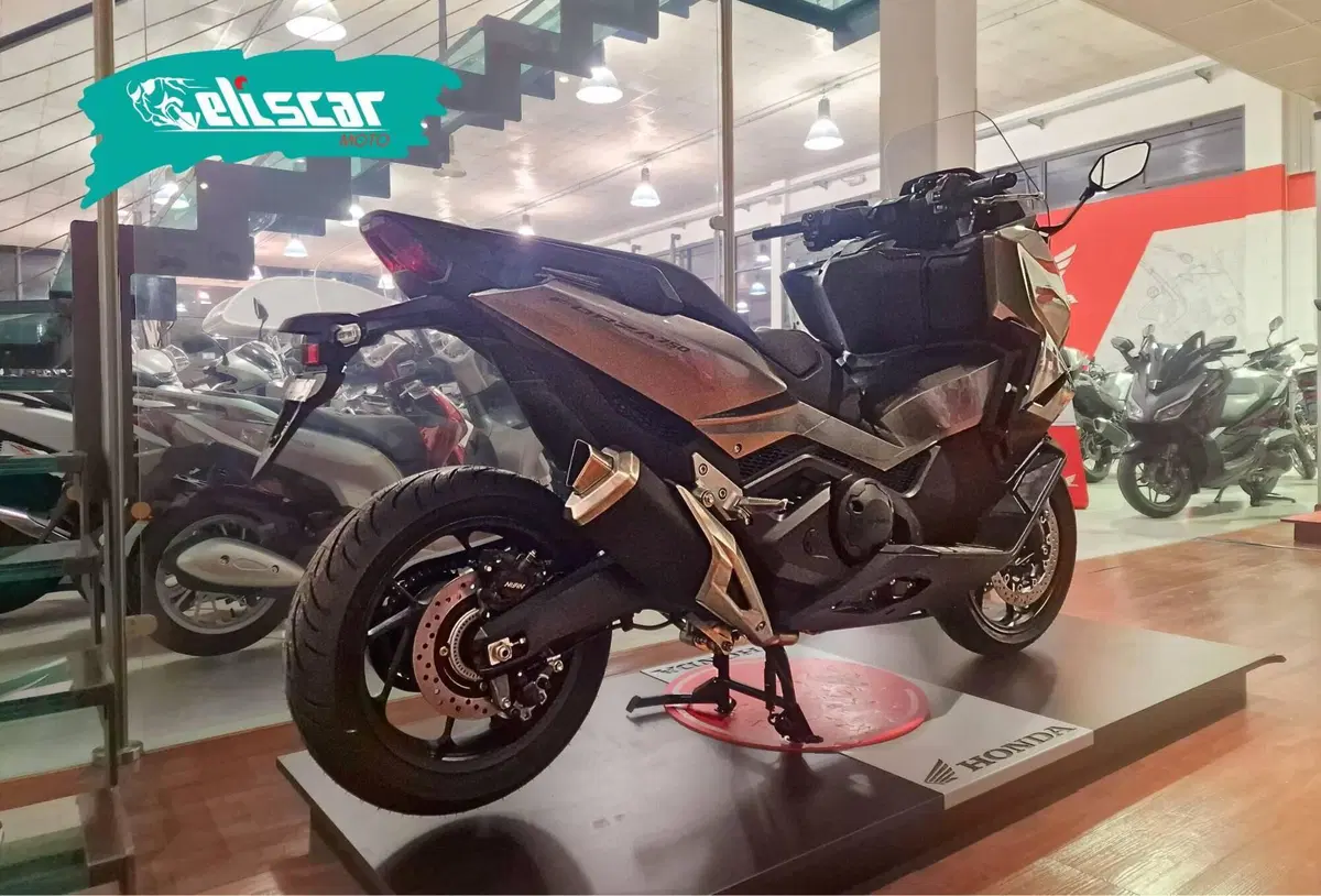 Honda Forza 750 (2025 - 26) (4)