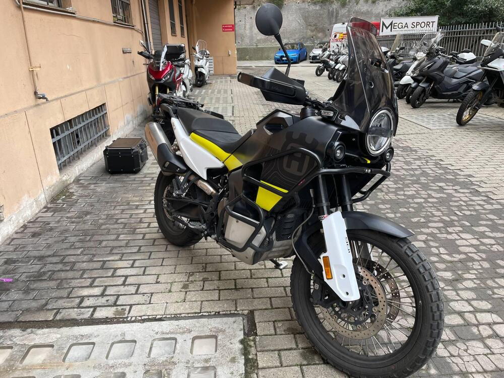 Husqvarna Norden 901 (2022 - 25) (3)