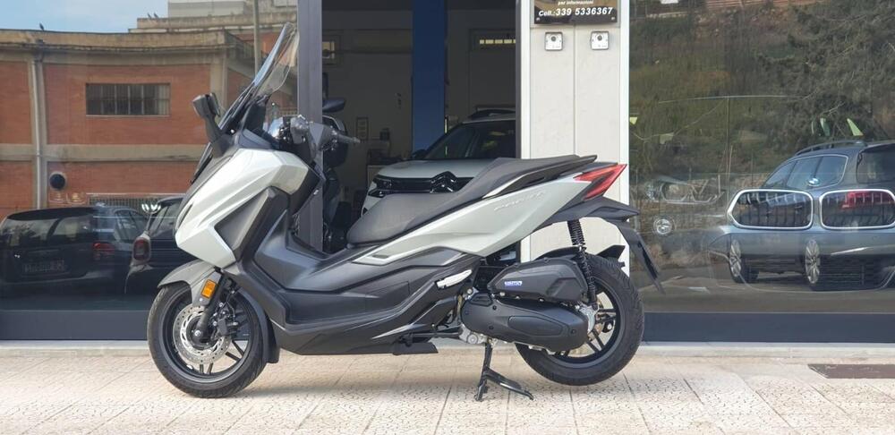 Honda Forza 125 Deluxe (2023 - 24) (2)