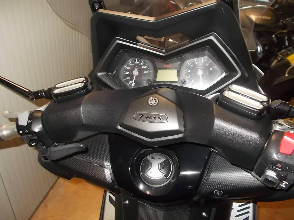 Yamaha T-Max 530 ABS (2015 - 17) (2)