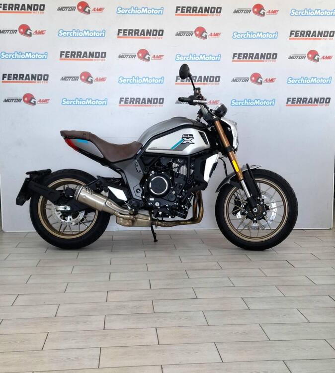 CFMOTO 700CL-X Heritage (2021 - 25)