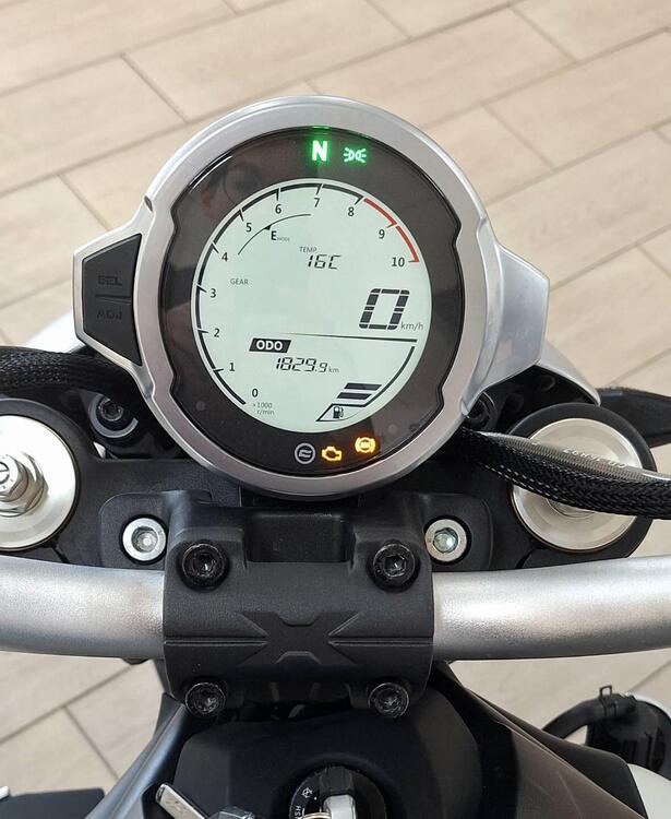 CFMOTO 700CL-X Heritage (2021 - 25) (4)