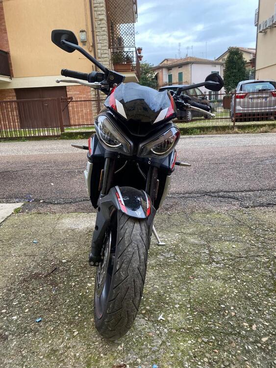 Triumph Street Triple R (2020 - 22)