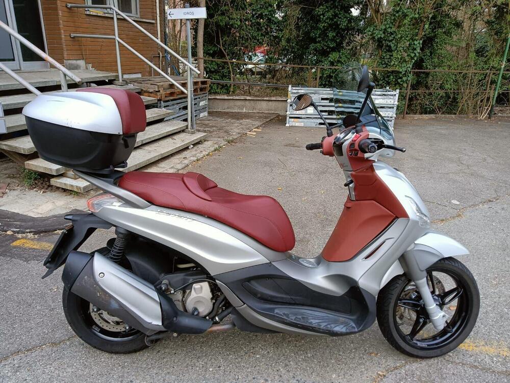 Piaggio Beverly 350 SportTouring ie ABS (2011 - 17)