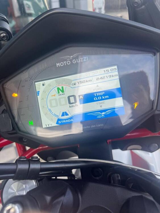 Moto Guzzi V85 TT (2019 - 20) (3)