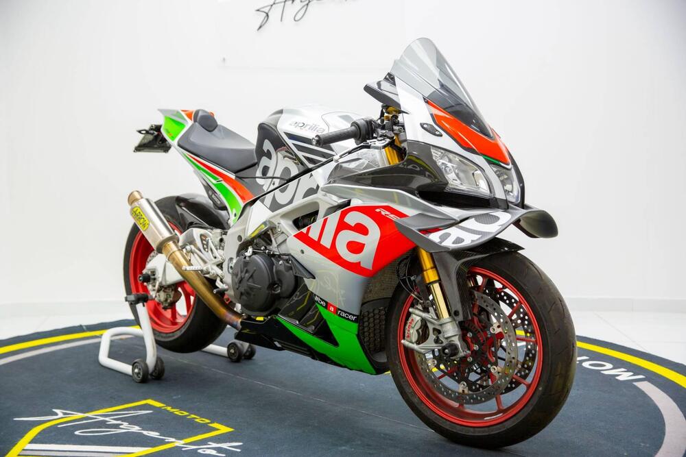 Aprilia RSV4 RF (2017 - 19) (2)