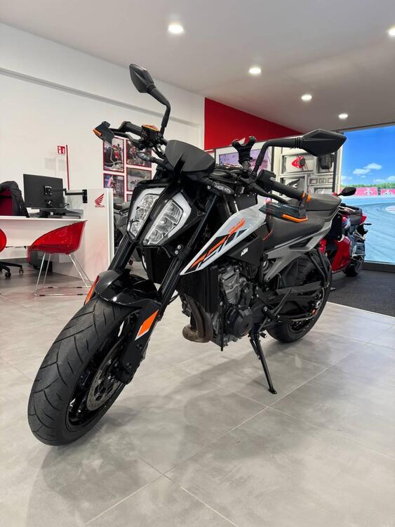 KTM 790 Duke L (2023 - 24)