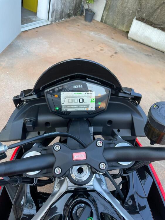 Aprilia Tuono 660 Factory (2022 - 24) (4)