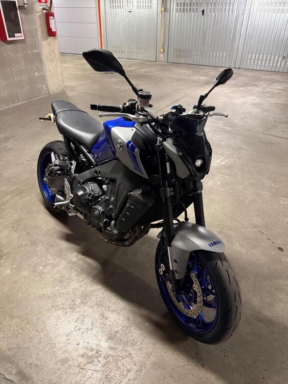 Yamaha MT-09 (2021 - 23) (2)