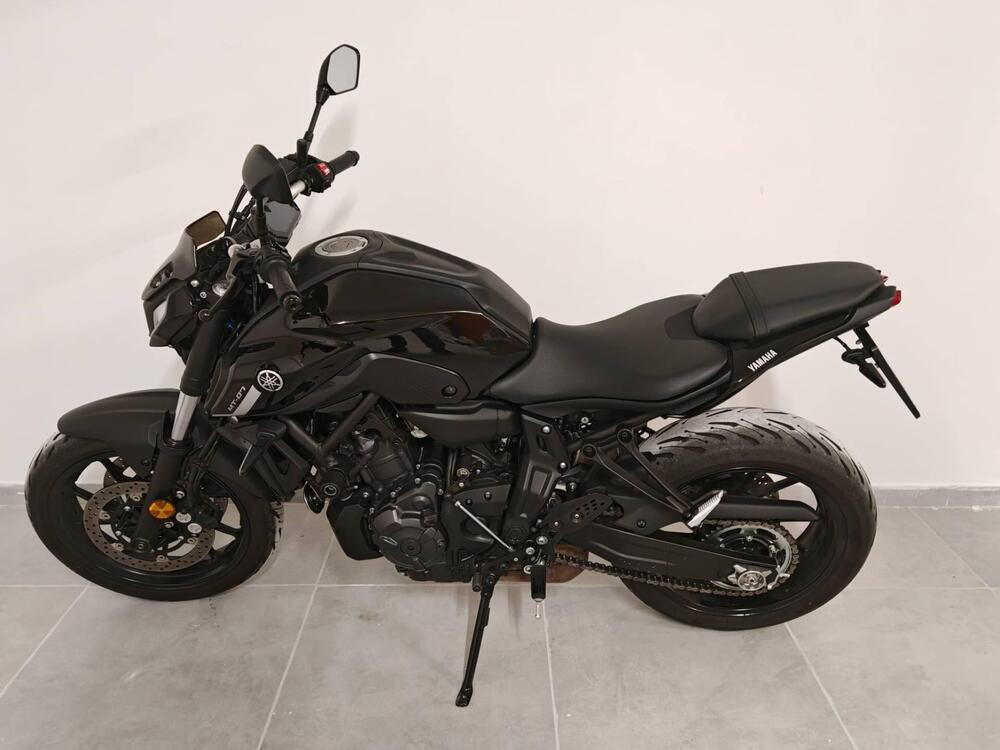 Yamaha MT-07 Pure (2023 - 25) (3)