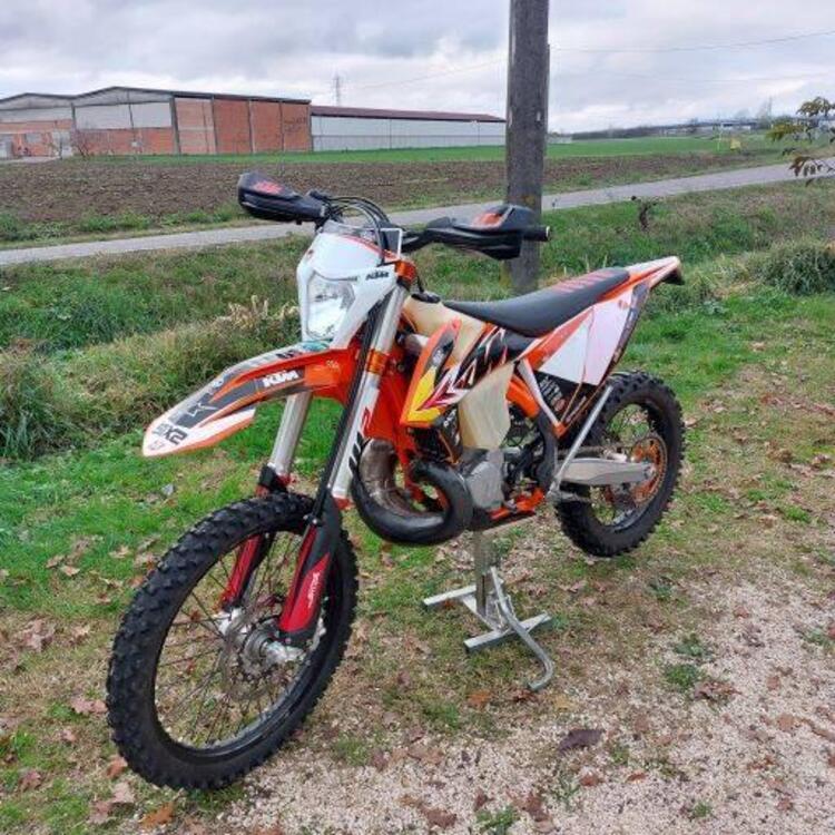 KTM 300 EXC E Six Days TPI (2020) (3)