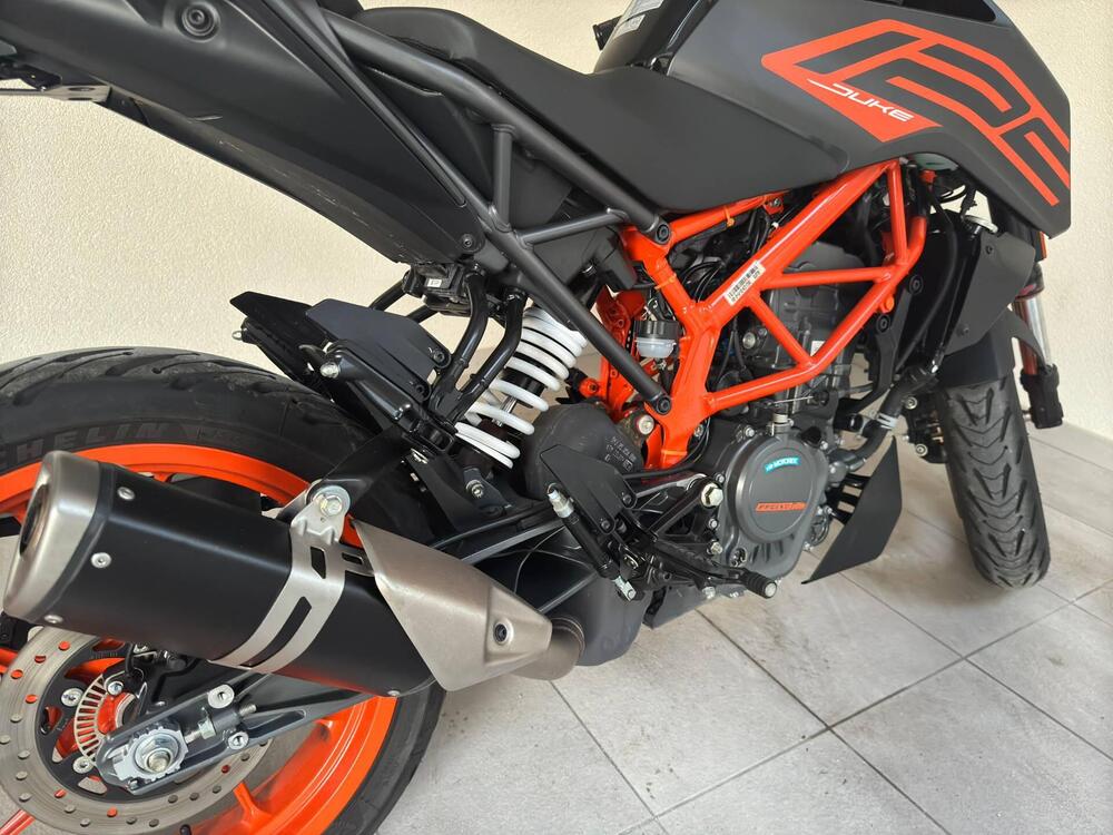 KTM 125 Duke (2021 - 23) (4)