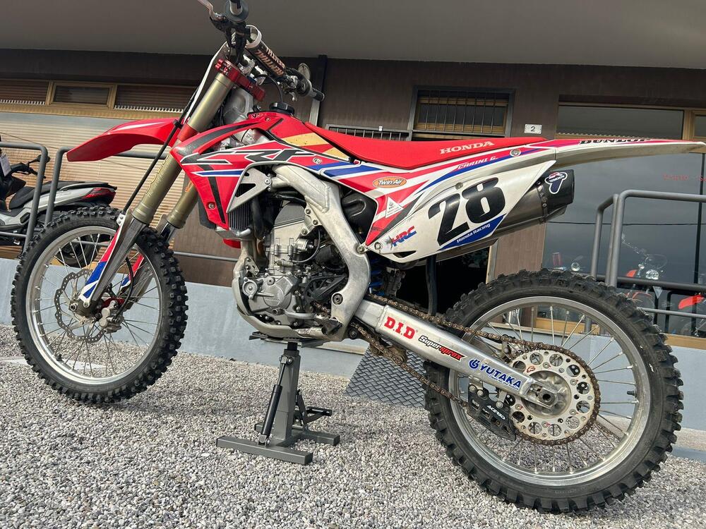 Honda CRF 250 R (2017) (4)