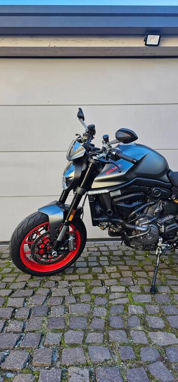 Ducati Monster 937 + (2021 - 25) (2)