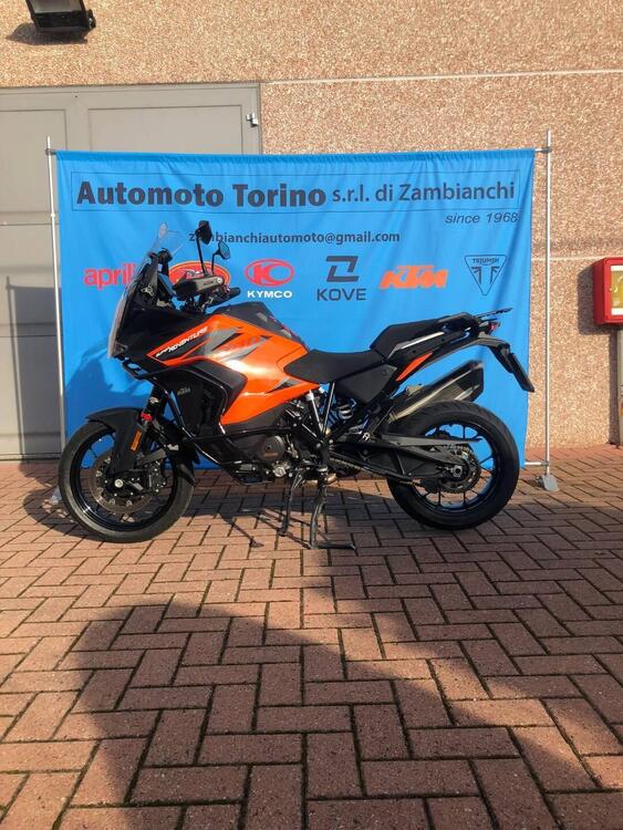 KTM 1290 Super Adventure S (2021) (3)