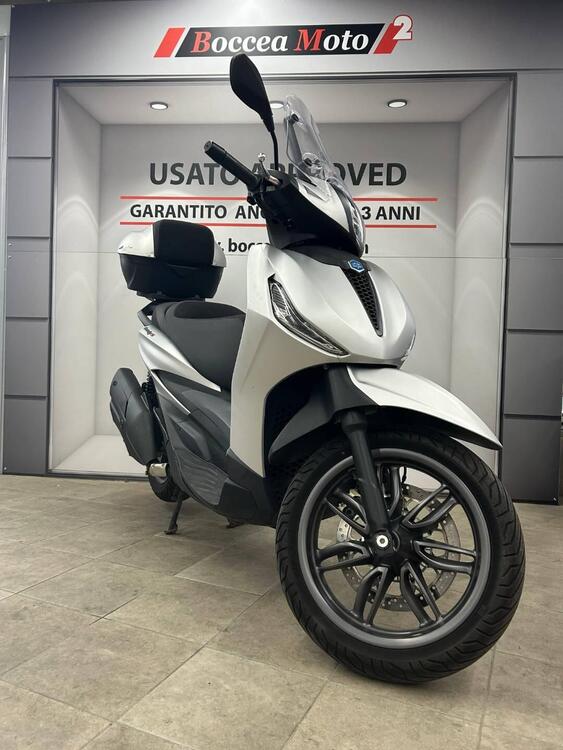 Piaggio Beverly 400 ABS-ASR (2021 - 25) (3)