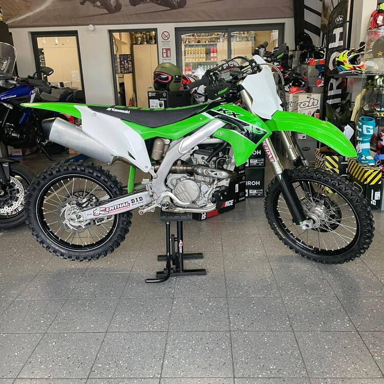 Kawasaki KX 250 F (2022) (5)