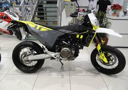 Husqvarna 701 Supermoto (2023 - 25) usata