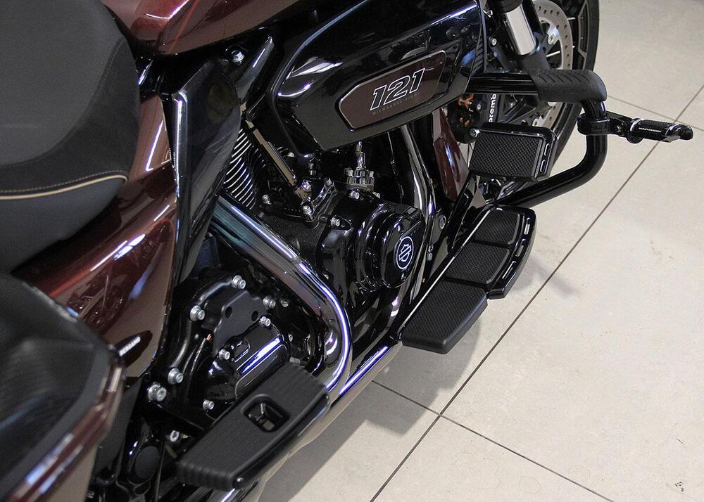 Harley-Davidson CVO Road Glide (2024 - 25) (5)