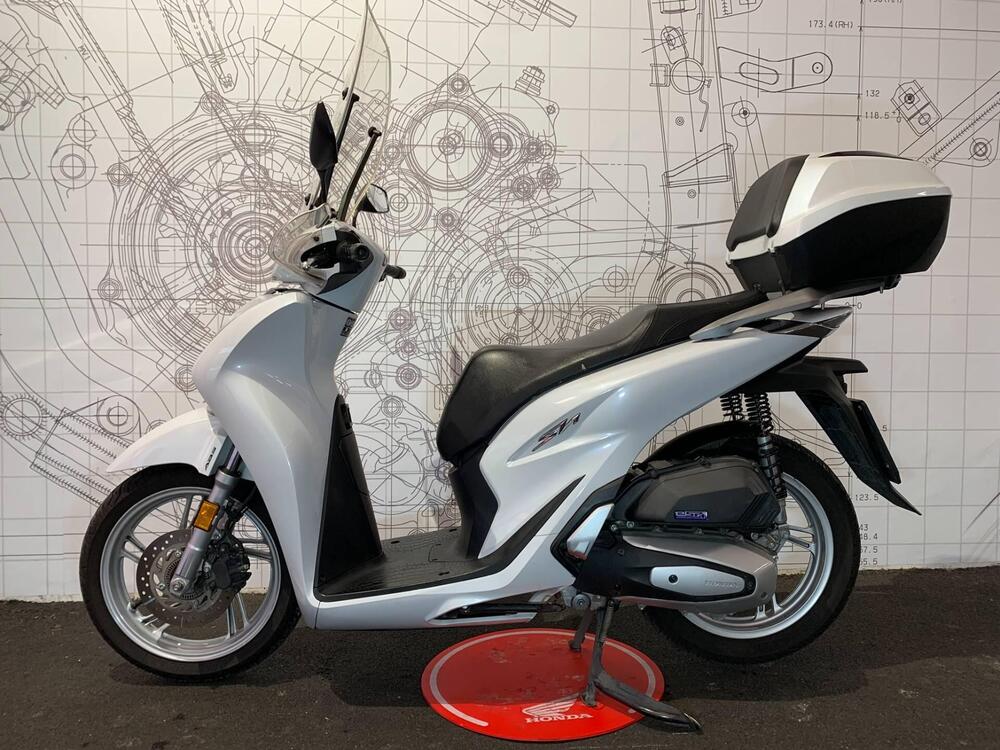 Honda SH 125i GT (2020 - 25) (2)