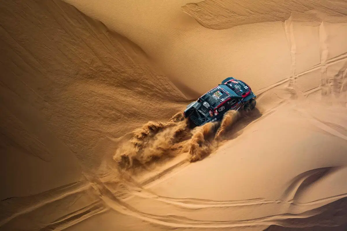 Dakar 2025. T8. Bel colpo sincrono di Sanders, KTM, e Latagan, Toyota [VIDEO] (9)