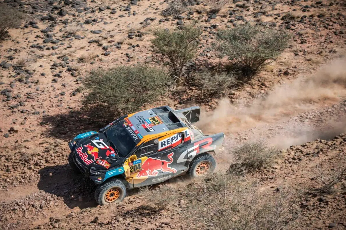 Dakar 2025. T8. Bel colpo sincrono di Sanders, KTM, e Latagan, Toyota [VIDEO] (26)