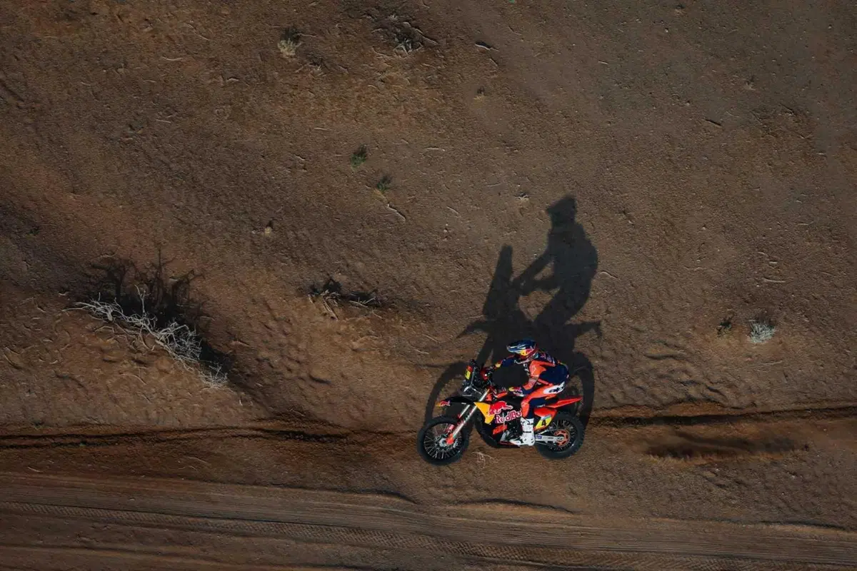 Dakar 2025. T8. Bel colpo sincrono di Sanders, KTM, e Latagan, Toyota [VIDEO] (41)