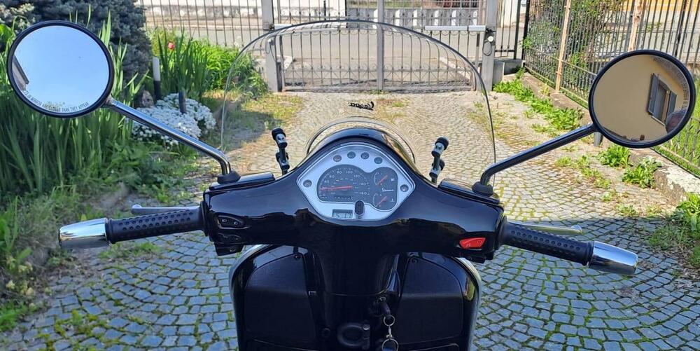 Vespa GTS 300 (2010 - 14) (5)