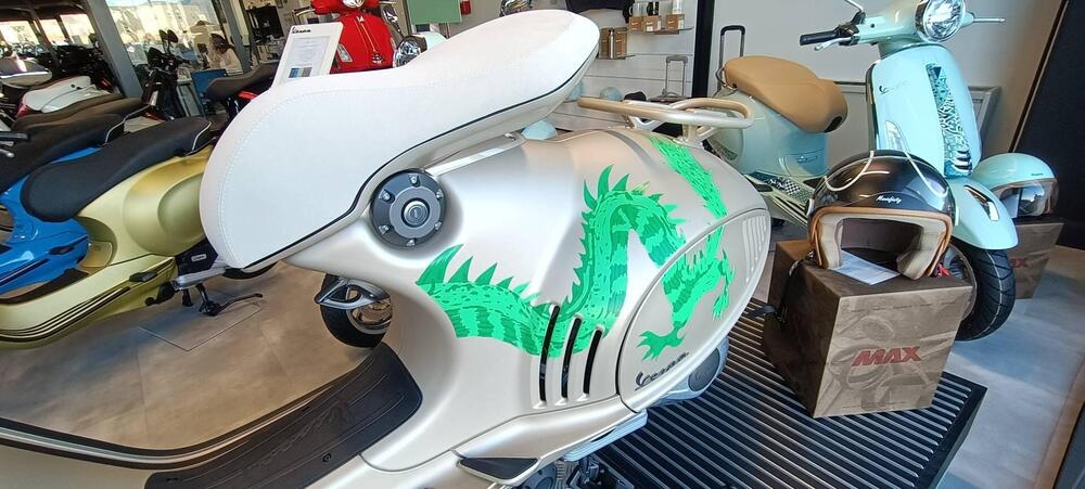 Vespa Vespa 946 Dragon 125 (2024) (4)