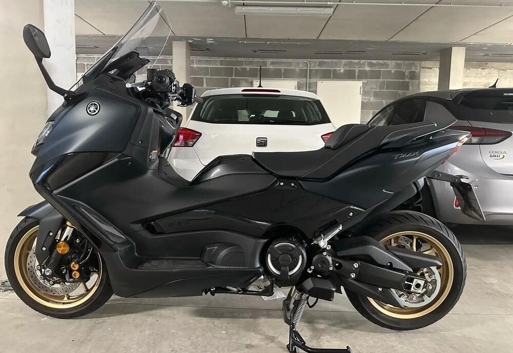 Yamaha T-Max 560 Tech Max (2022 - 24) (3)