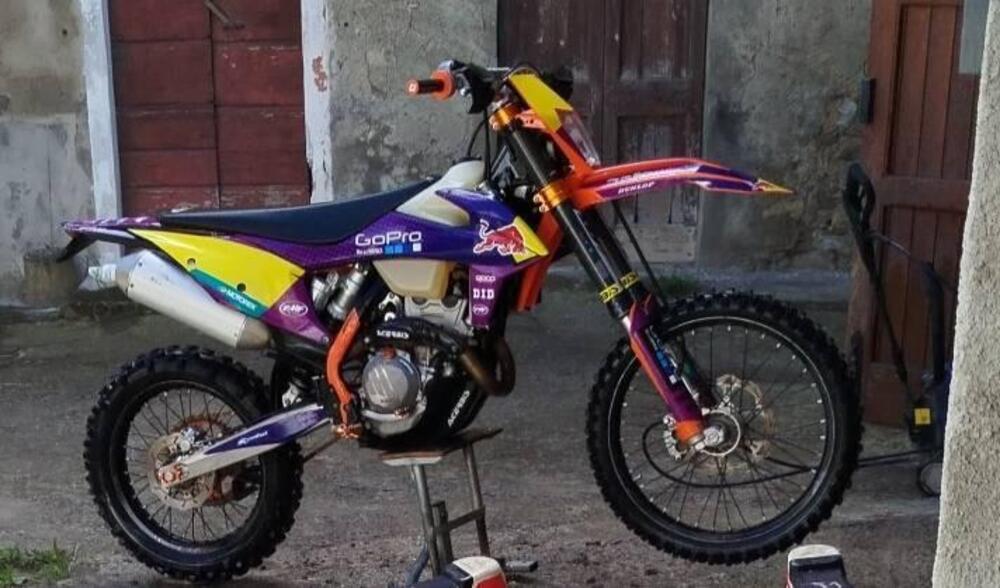 KTM 250 EXC-F (2021) (2)