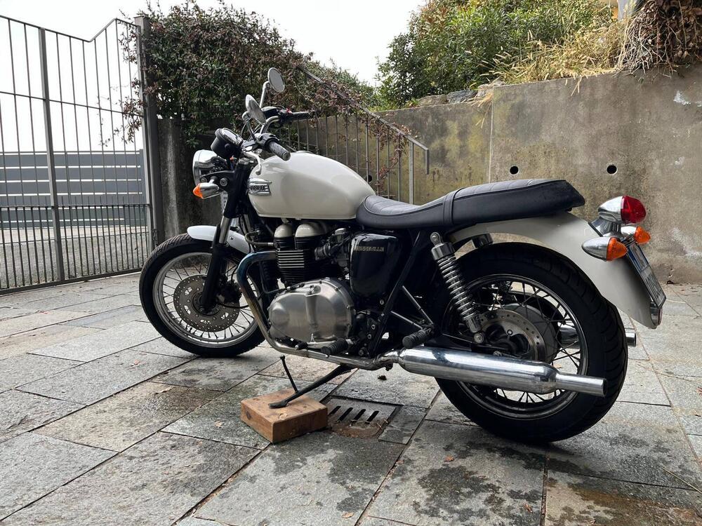 Triumph Bonneville T100 (2008 - 16) (3)