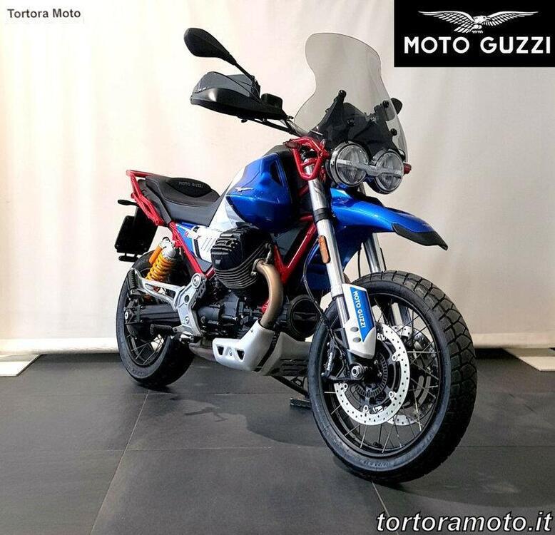 Moto Guzzi V85 TT Evocative Graphics (2021 - 23) (4)