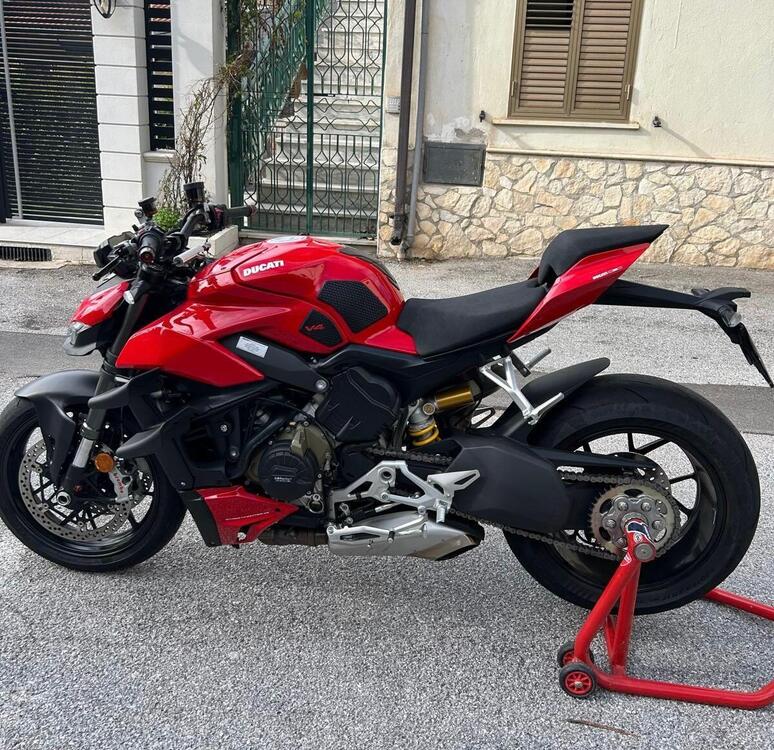 Ducati Streetfighter V4 1100 (2021 - 22) (3)