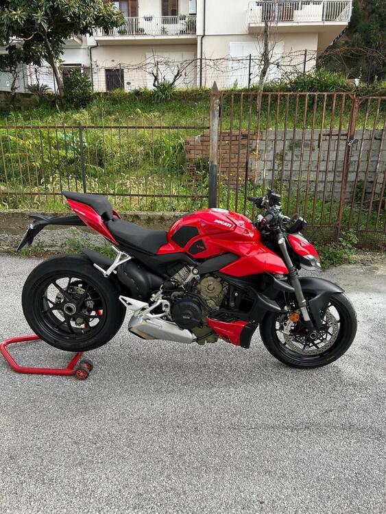 Ducati Streetfighter V4 1100 (2021 - 22) (4)