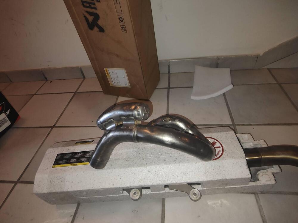 Akrapovic completa ktm huski gasgas (5)